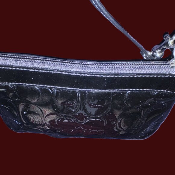 Vintage Coach Y2K Signature Patent Leather Black Wristlet Silver Hardware EUC - Picture 6 of 12